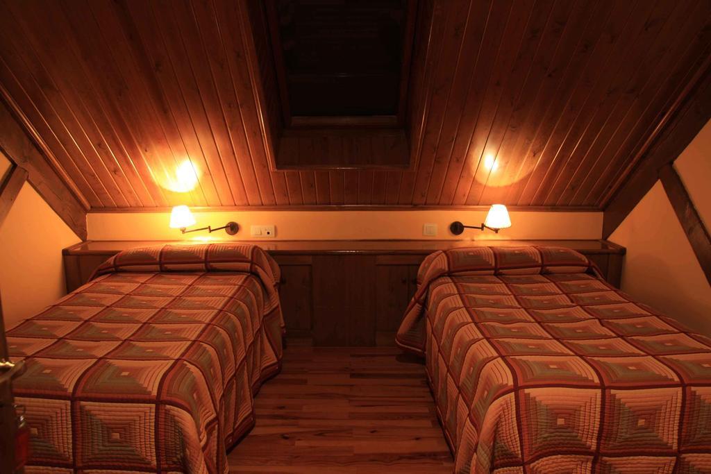 Hotel, Bungalows Y Camping Viu Экстерьер фото